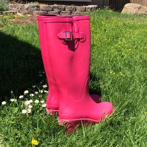 Dirty laundry pink wedge rain boot